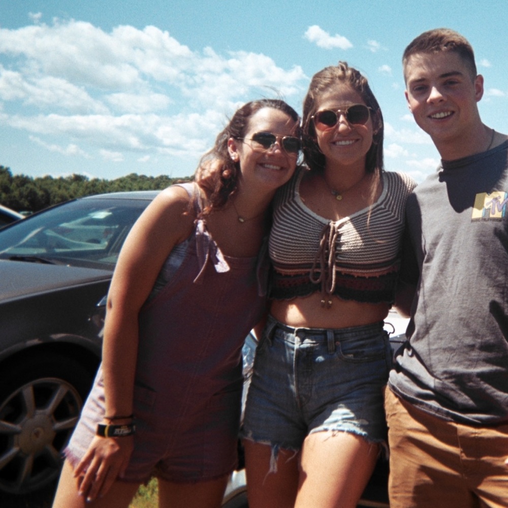 Meet your Posher, Emily